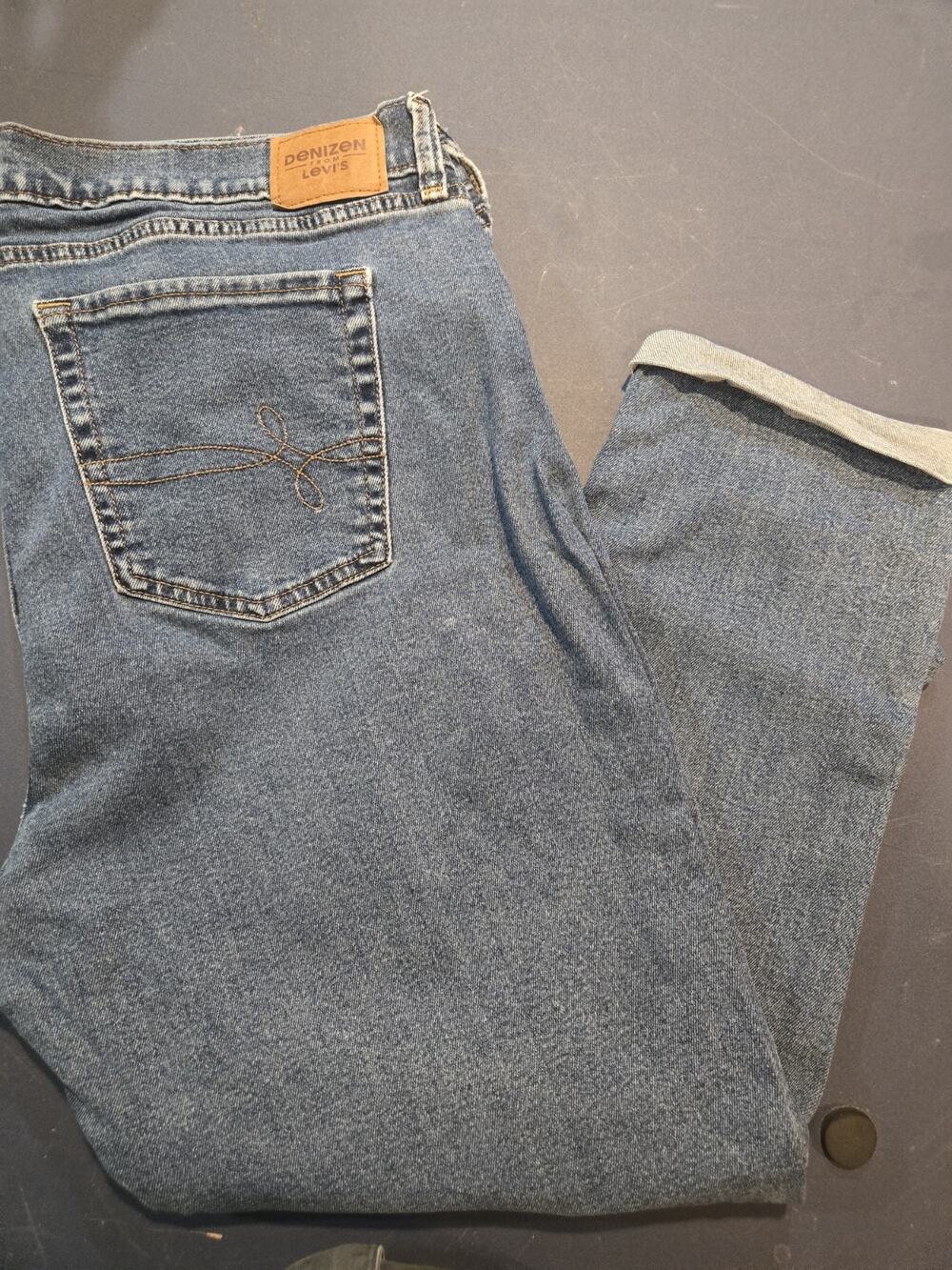 Denizen By Levis Womens Jeans W33 Used Good Condition